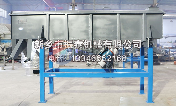 525電解質(zhì)破碎料直線振動篩 525電解質(zhì)破碎料直線振動篩