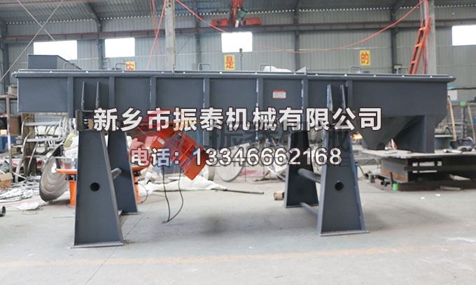 1540電解質(zhì)破碎料直線振動(dòng)篩 1540電解質(zhì)破碎料直線振動(dòng)篩