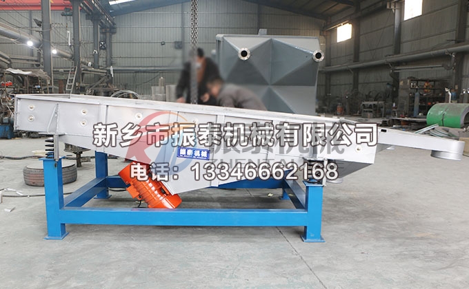 1025不銹鋼活性炭直線振動(dòng)篩 1025不銹鋼活性炭直線振動(dòng)篩